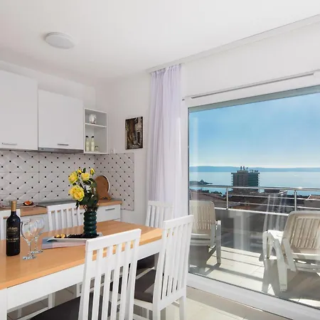 Knez Apartman Makarska