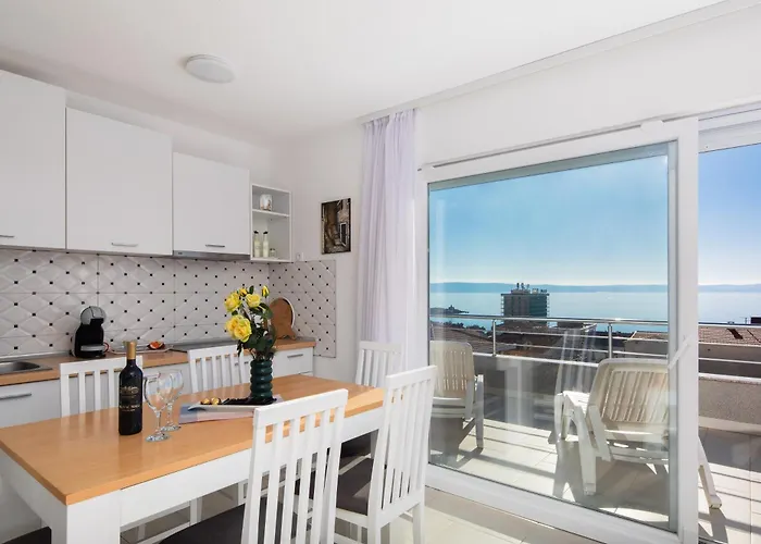 Knez Apartment Makarska